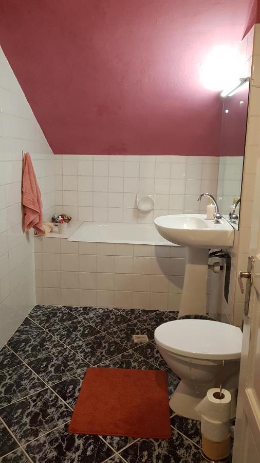 Casa Zora Lägenhet Alba Iulia Exteriör bild