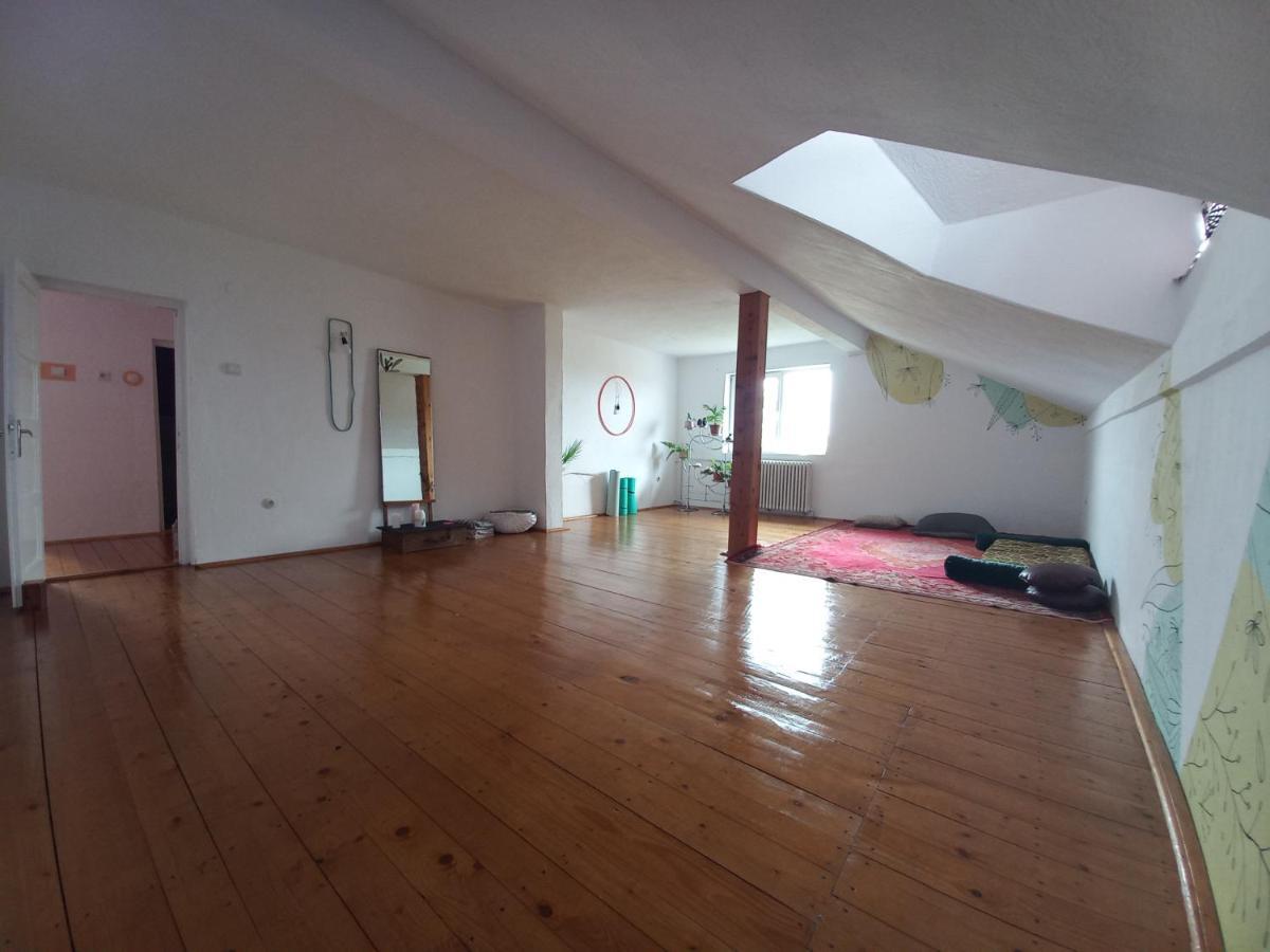 Casa Zora Lägenhet Alba Iulia Exteriör bild