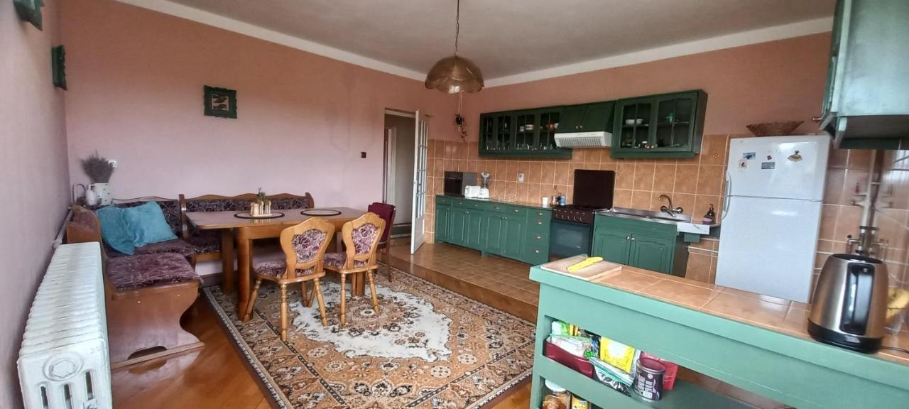 Casa Zora Lägenhet Alba Iulia Exteriör bild